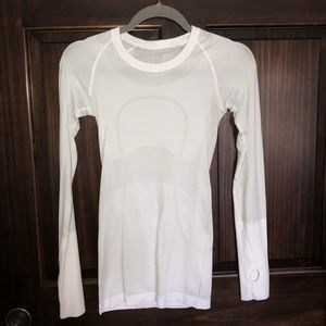 Lululemon Swiftly Tech Long Sleeve